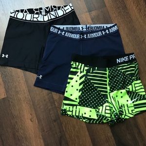 Bundle 3 Pro shorts. (2)Underarmour (1)Nike